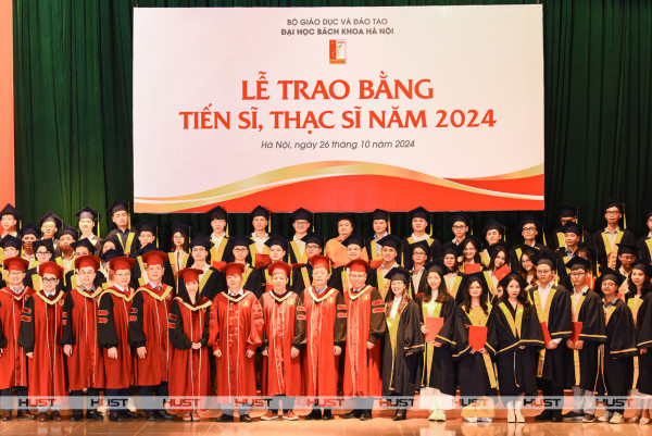 Bách khoa Hà Nội trao bằng cho 62 tiến sĩ, 123 thạc sĩ